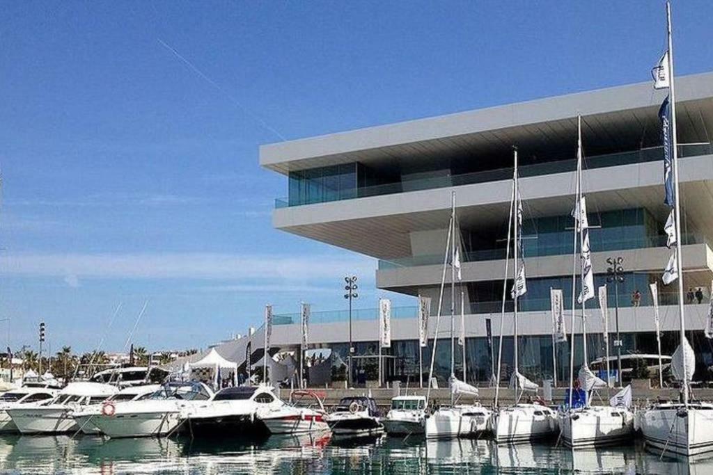 Luminoso Apartamento * La Marina De Valencia Valência Exterior foto